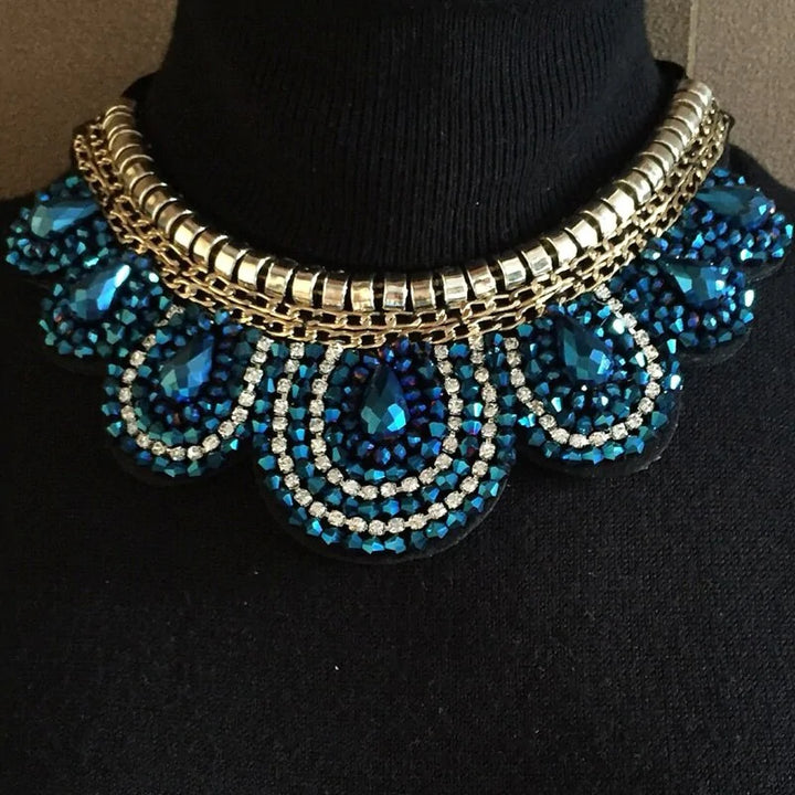 Fashionable Statement Choker Necklace